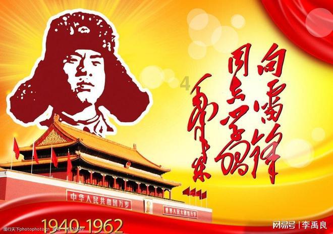 塞尔瓦达克上尉和他的勤务兵在太阳系周游了几年游戏画面