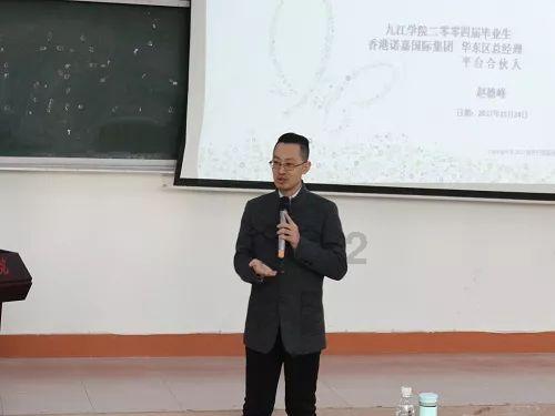 高数，极限 这一步怎么变过来的？
