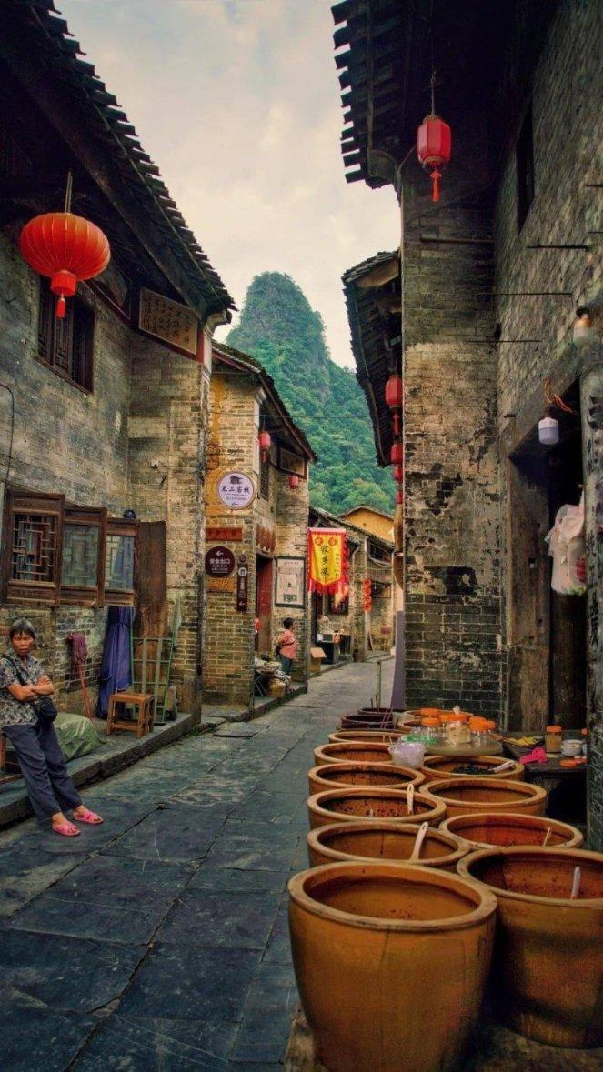 2024丝路春晚丨音乐人等什么君：“西安美食嘎嘎好吃！”